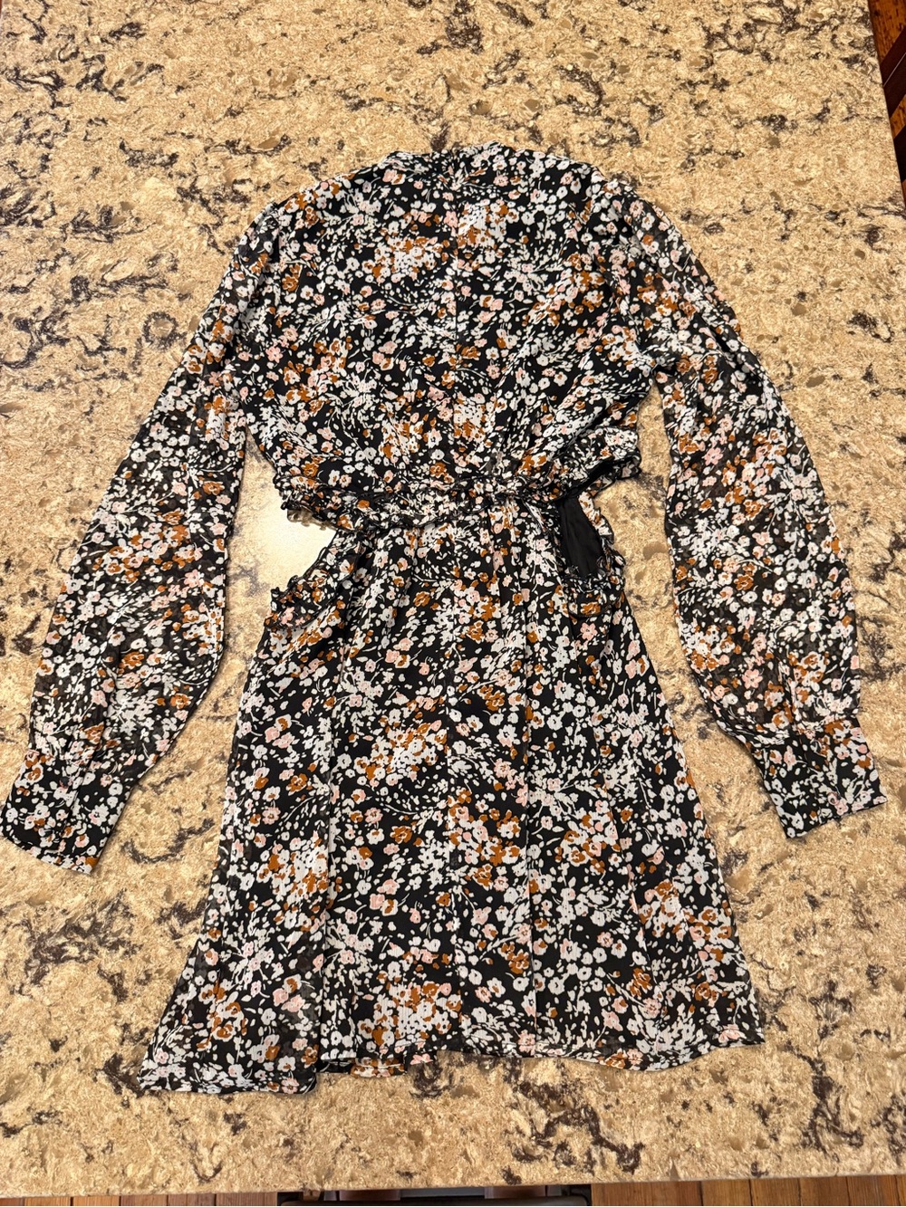 Lulu's Black Floral Long Sleeve Dress